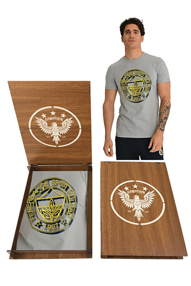 Men's Tribun Layered Logo Tshirt with Gift Wooden Box
