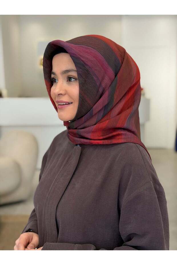 وشاح من سلسلة الصيف/الخريف