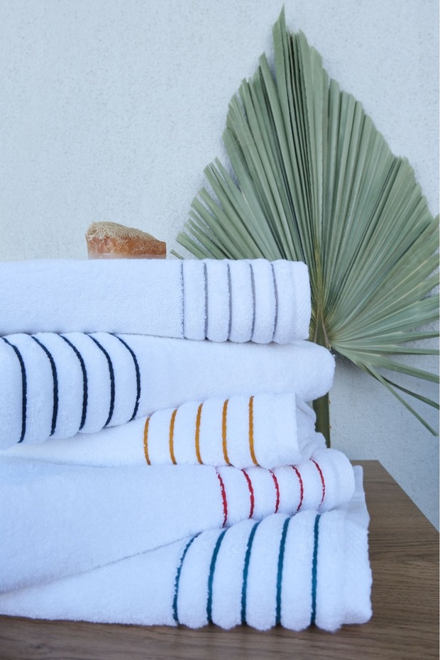 White Line 5-Piece Face Towel Set