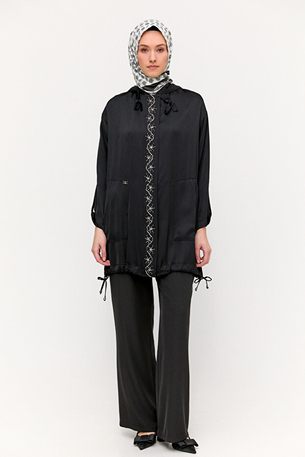 İşlemeli Floş Saten Tunik - 1