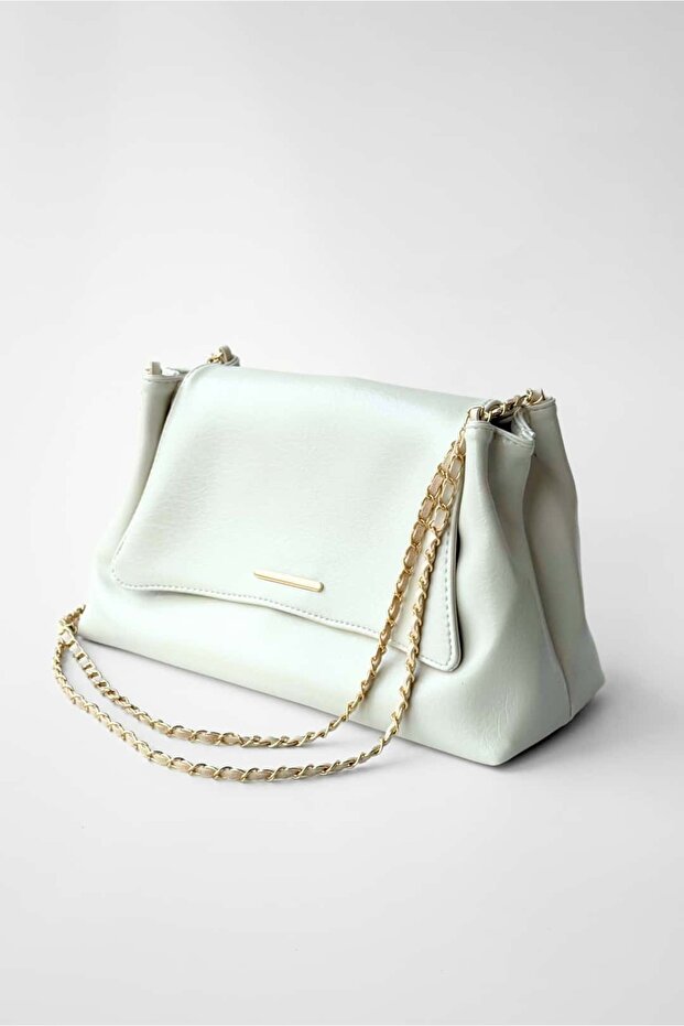 Soho White Chain Strap Detailed Crossbody and Shoulder Bag
