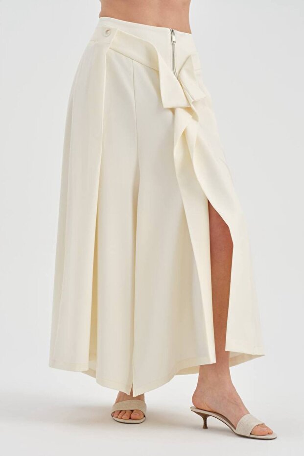 Women's Long Skirt with Front Zipper and Slit Detailed Design