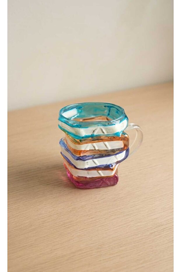 3 BOYUTLU KİTAP KUPA - 2