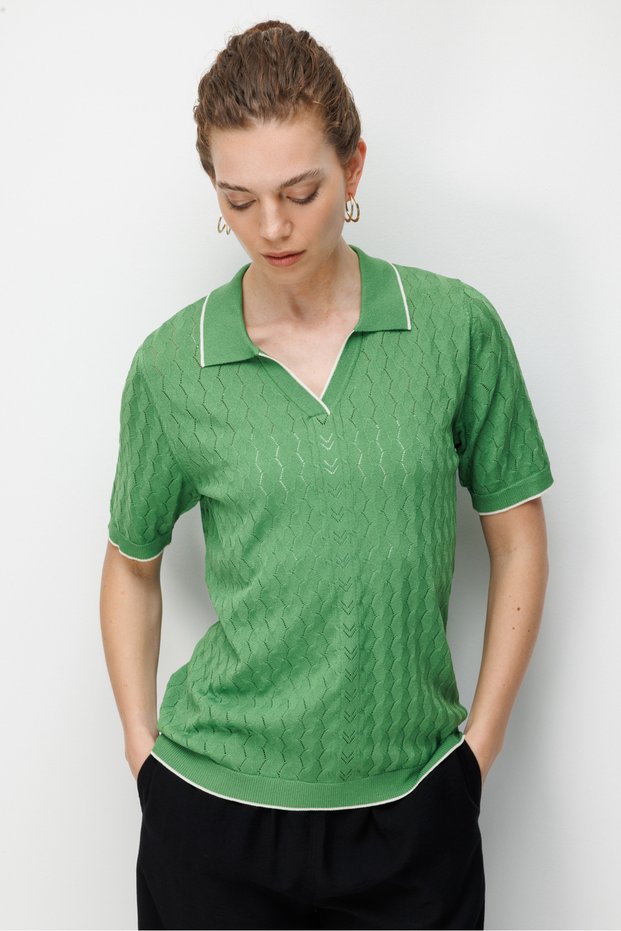 Women's Polo Collar Lace-Like Knit Fine Knit Blouse Yosun