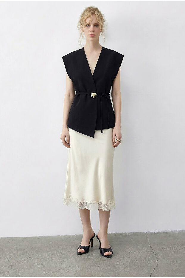 Women's Black Stylish Buttoned Belted Woven Vest 11145 60283987