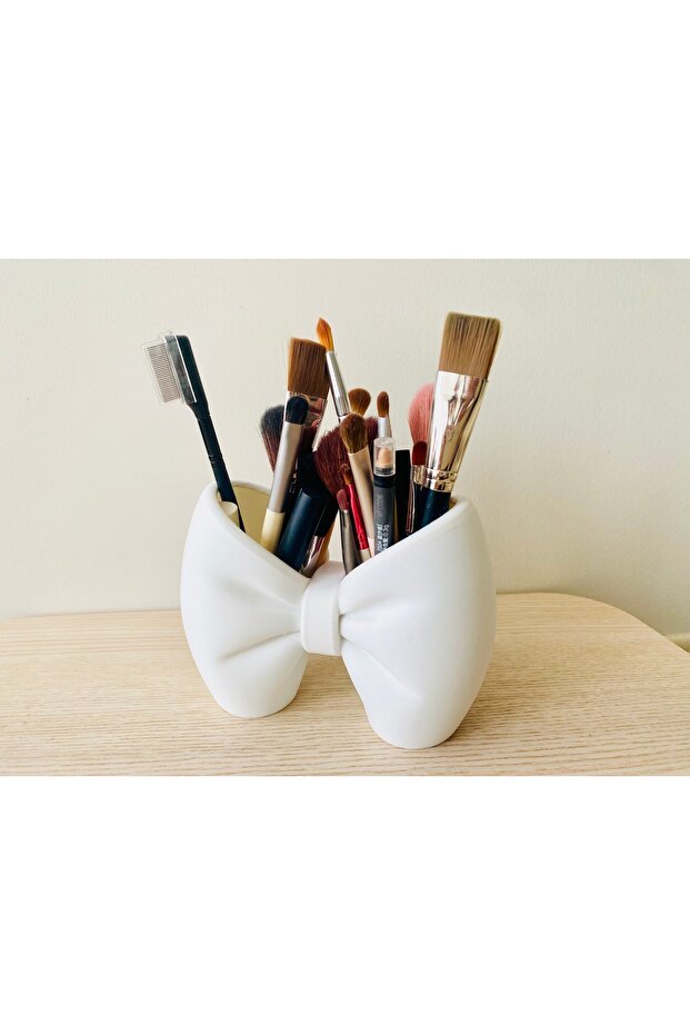 Bowknot Design Pen Holder and Makeup Brush Organizer – Desktop Cosmetic and Pen Holder