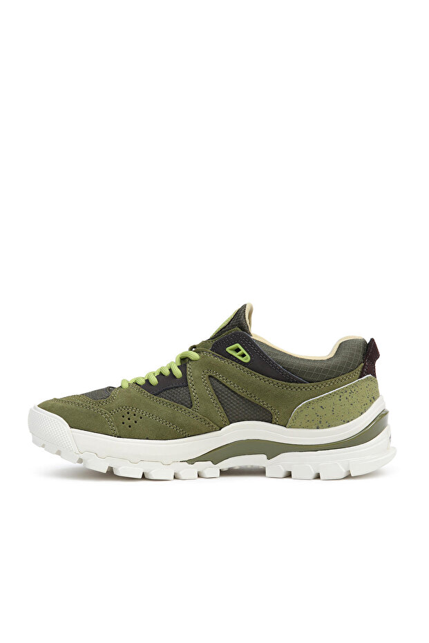 Ua Amzn Trailhead - 2