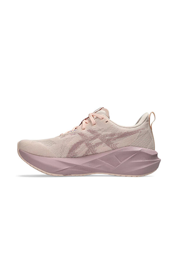 Novablast 5 Kadın Koşu Ayakkabısı 1012B765-702 Pembe - 2