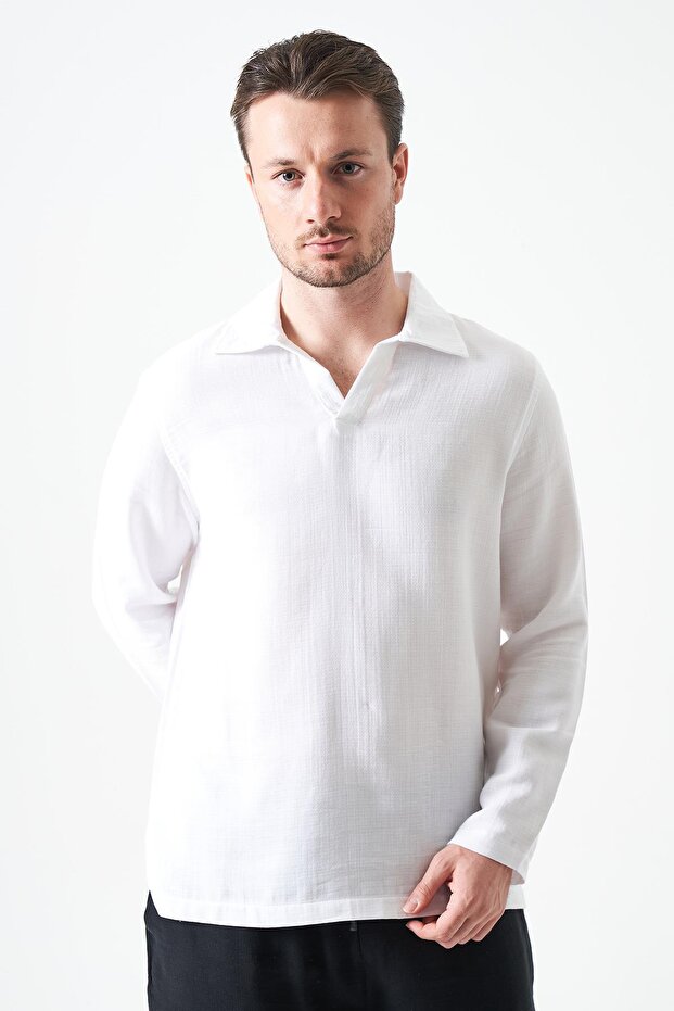 Men's White Long Sleeve V-Neck Regular Muslin Shirt