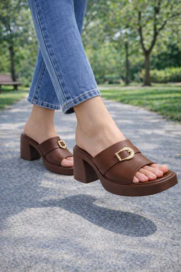 Heeled Slippers