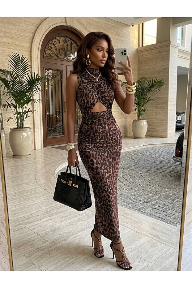 Dekolteli Leopar Elbise - 2