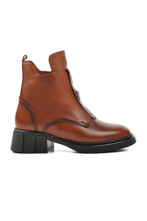 Tan Women's Heeled Boots