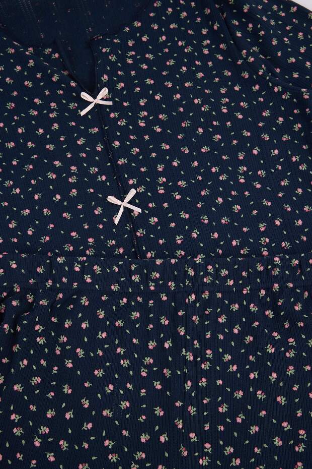 Lacivert Çiçekli Pointel Örme Büyük Beden Pijama Takımı TBBSS26AI00070 - 6