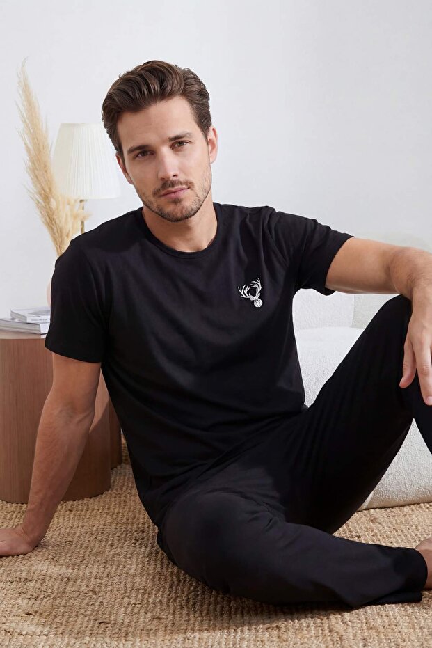 Siyah Regular Fit Baskılı Kısa Kol Örme Pijama Takımı TMNSS25PT00040 - 1