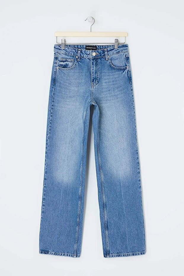 Trendyol Studio Collection Mavi More Sustainable Yüksek Bel Straight Düz Kesim Jeans TWOSS26JE00238 - 6