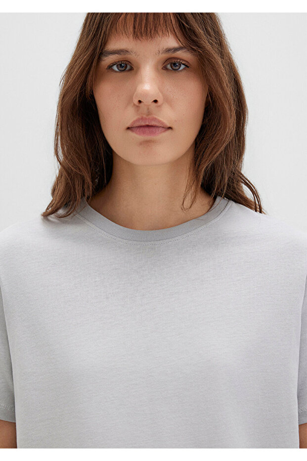 Graues Basic-T-Shirt mit normaler Passform / normaler Passform 1600965 -70075 - 6