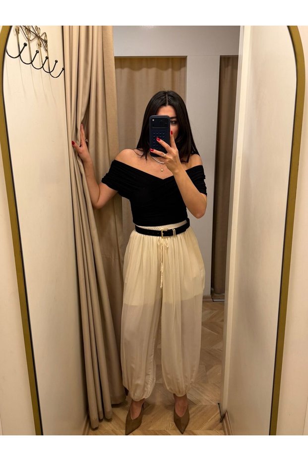 Cream-Colored Shalwar Trousers with Elastic Cuffs