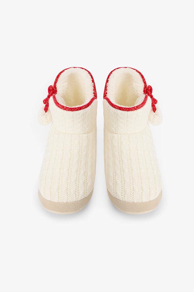 Kırık Beyaz Pompomlu Ev Botu - 1