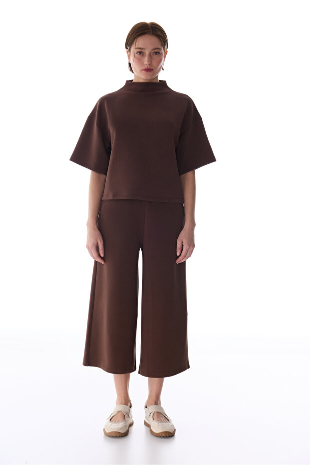 Maro guler rotund crop modal Sus - 3