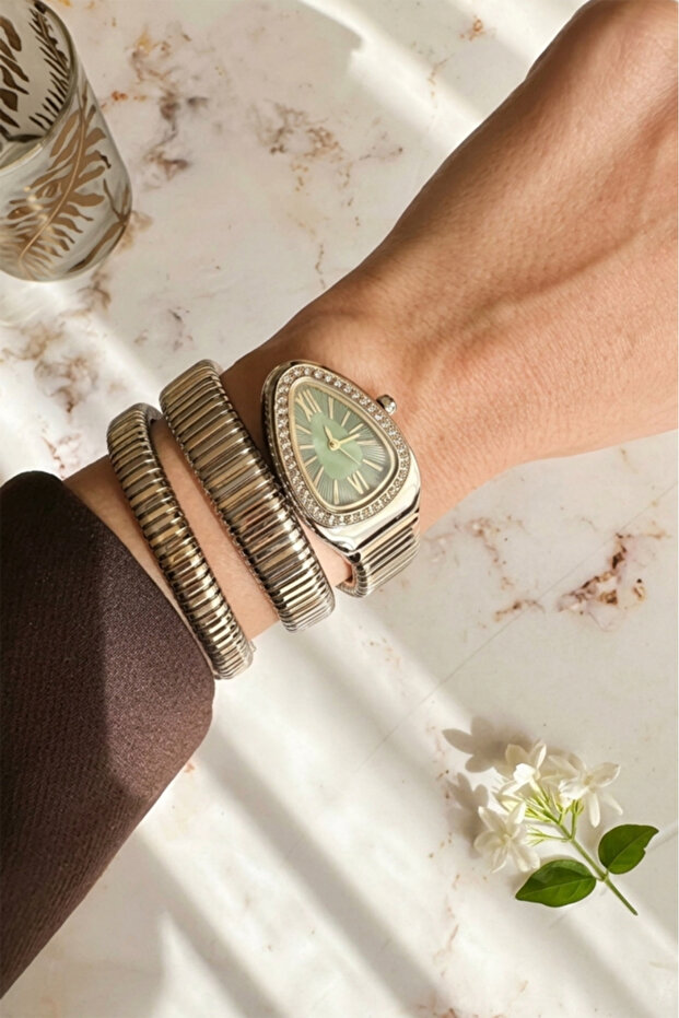 Kora Stone Green Dial Gold-Silver Cord Snake Model Women's Wristwatch