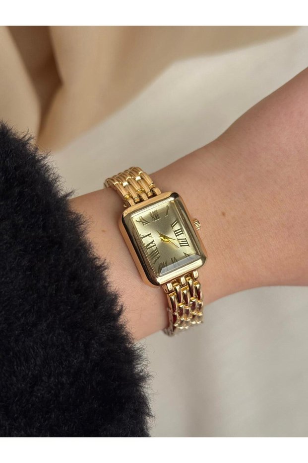 Gold Vintage Look Rectangular Case Women's Wristwatch |   Old Money Aesthetics |   White Dial
