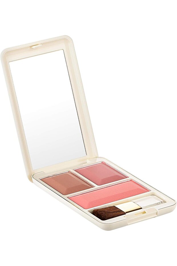 Diplomatic Blush On 02