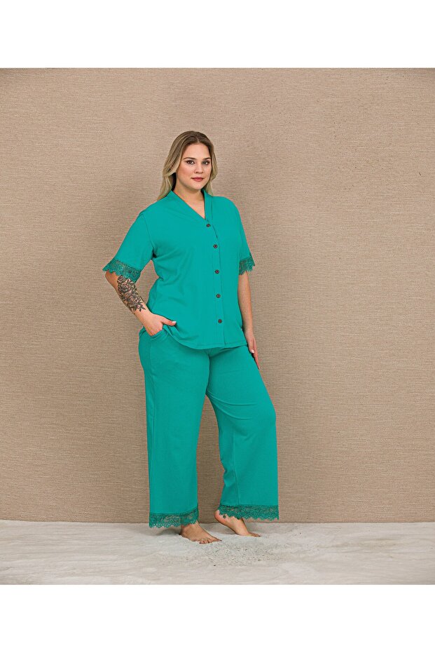 Buttoned Lace Detailed Plus Size Pajama Set
