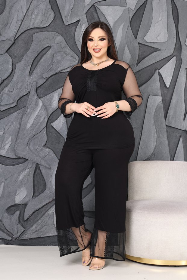 Guipure Lace and Tulle Paneled - Ruched Detail Plus Size - Women's Home Chic and Luxury Pajama Set