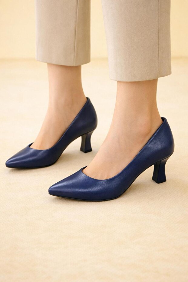 7021 Comfortable Heel Comfortable Fit Women's Shoes