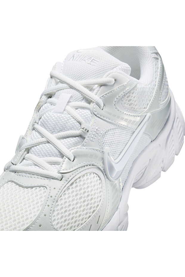 V5 RNR Sport Shoes 44.5 Athletic Footwear - 3