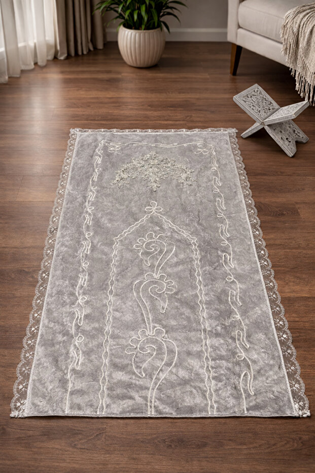 French Guipure Lace Embroidered Dowry Mat for Bride and Groom E Fiber-Filled 70X110 Size