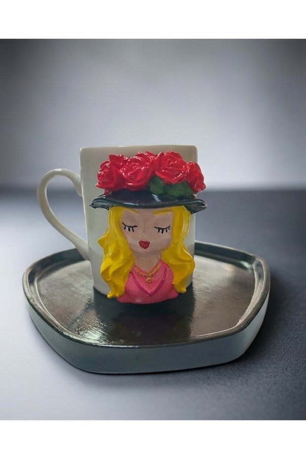 Special Edition Girls Figure Cup Set