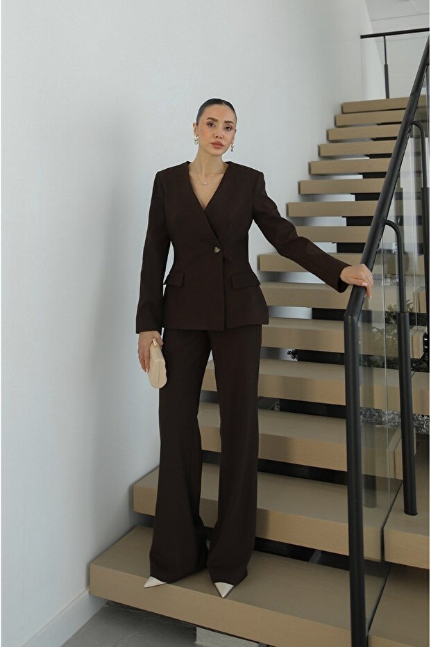 Brown V-Neck Jacket Pants Set - 1