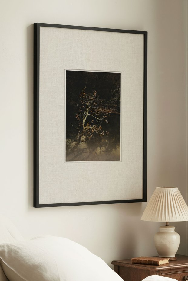 1 Piece Black Wooden Framed Dark Wood Theme Vintage Painting
