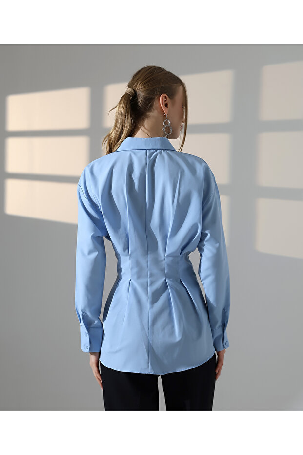 Shirt with Belt Front Pockets. Short Shirt with Back Pocket Detail.