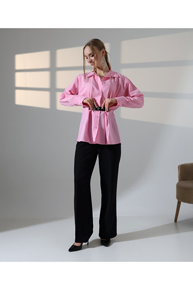 Shirt with Belt on the Front, Detailed Cuff at the Back, Short Shirt.