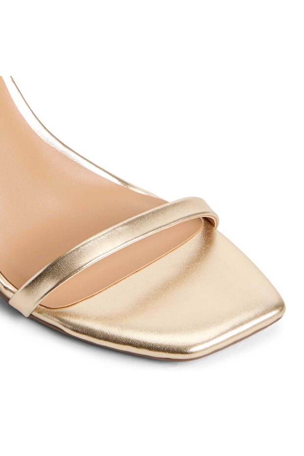 Leyyla / Heeled Sandals - 5