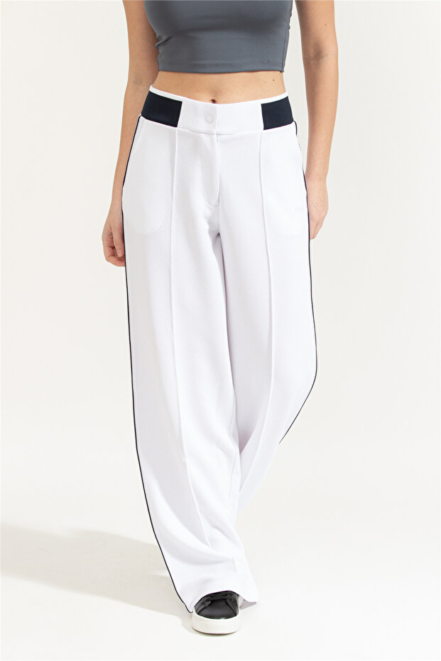 Sarah Women's Active Regular Fit Sweatpants White