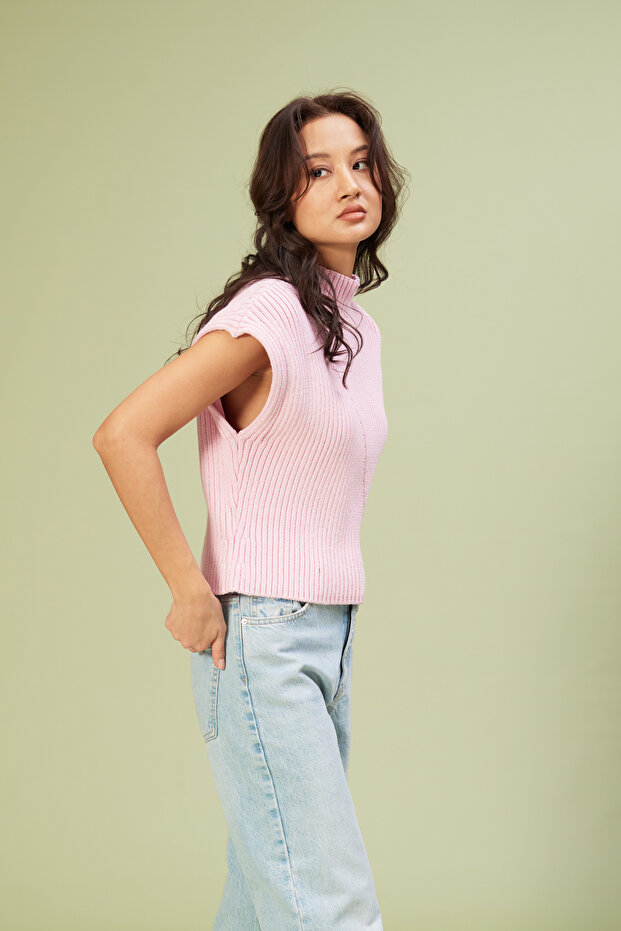 Vertical Collar Sweaters - 3