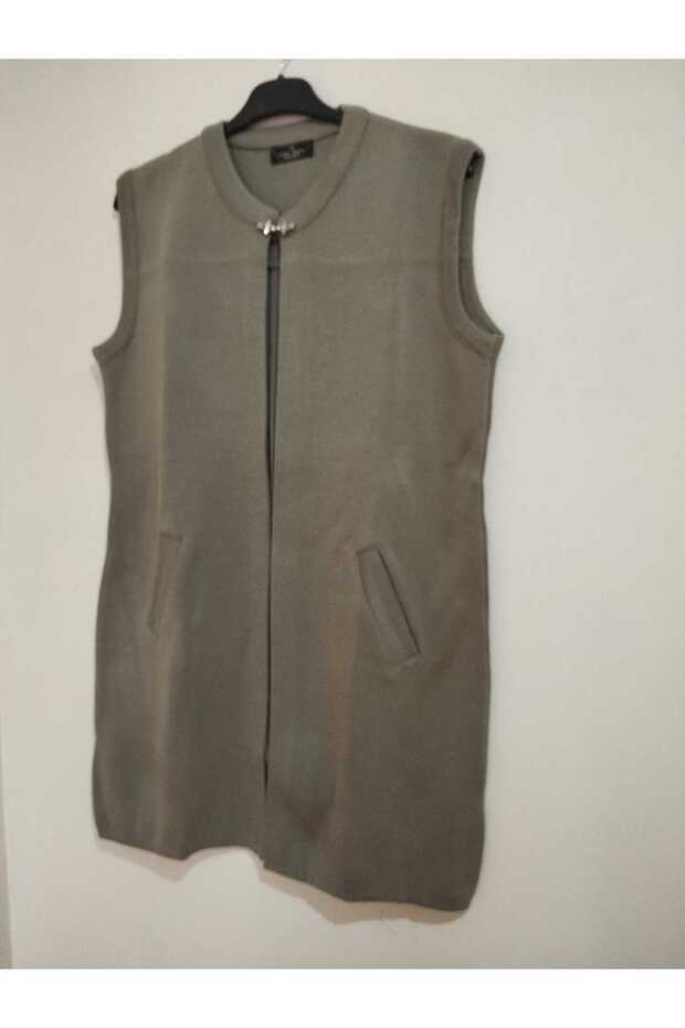 Super Quality, with Brooch, Open Front, 30% Wool Pieces, Steel Knitted, Bellows at the Back, Long Vest