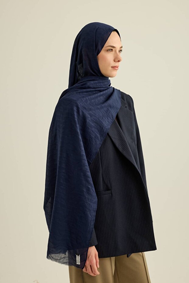 Wind Pattern Aya Puff Shawl - 2