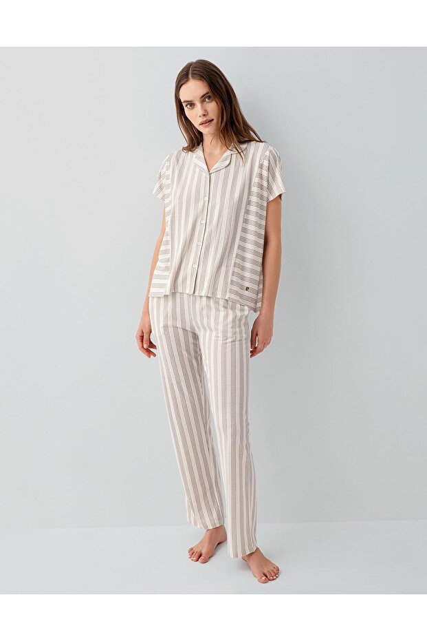 Boxed Women's Short Sleeve Printed Pajama Set – 50% Cotton 50% Modal, Striped Bottom with Pockets