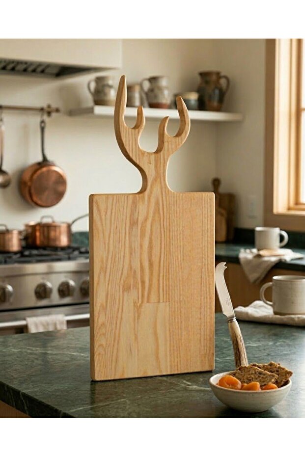 Wooden Ren Bowhorn Cutting and Presentation Board