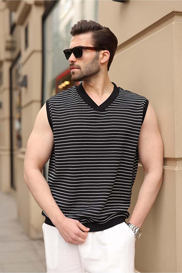 Black V-Neck Striped Sleeveless Knitwear T-Shirt E7179
