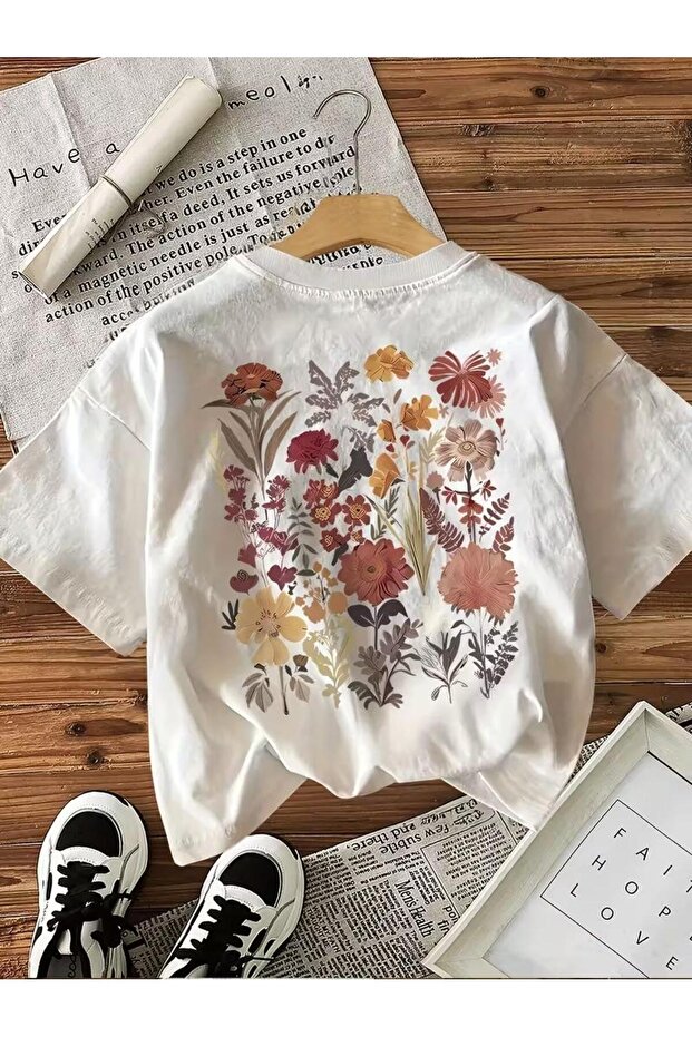تي شيرت نسائي كبير الحجم من Retro Botanical Back مطبوع بنقشة زهور Premium