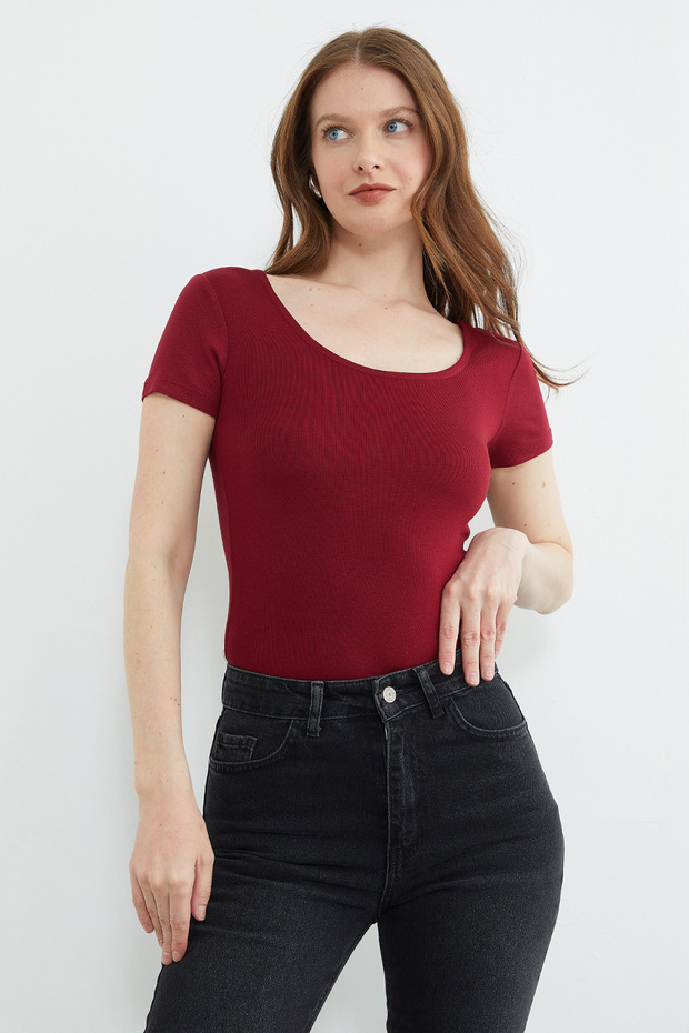 Basic U Neck Cropped T-Shirt - 6