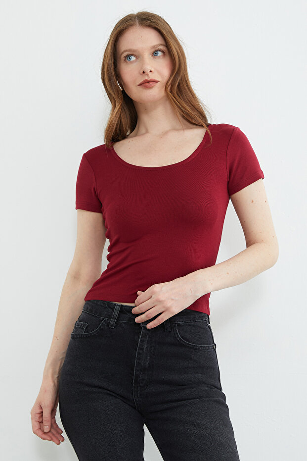 Basic U Neck Cropped T-Shirt - 1