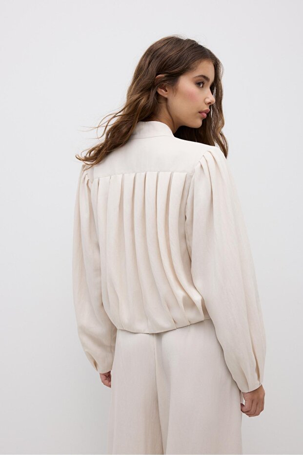 Piliseli dökümlü ceket - 5