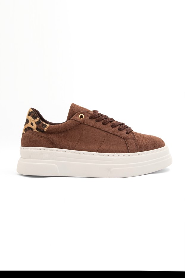 Hj 2026 Thick Sole Back Leopard Detail Lace-Up Sports Shoes