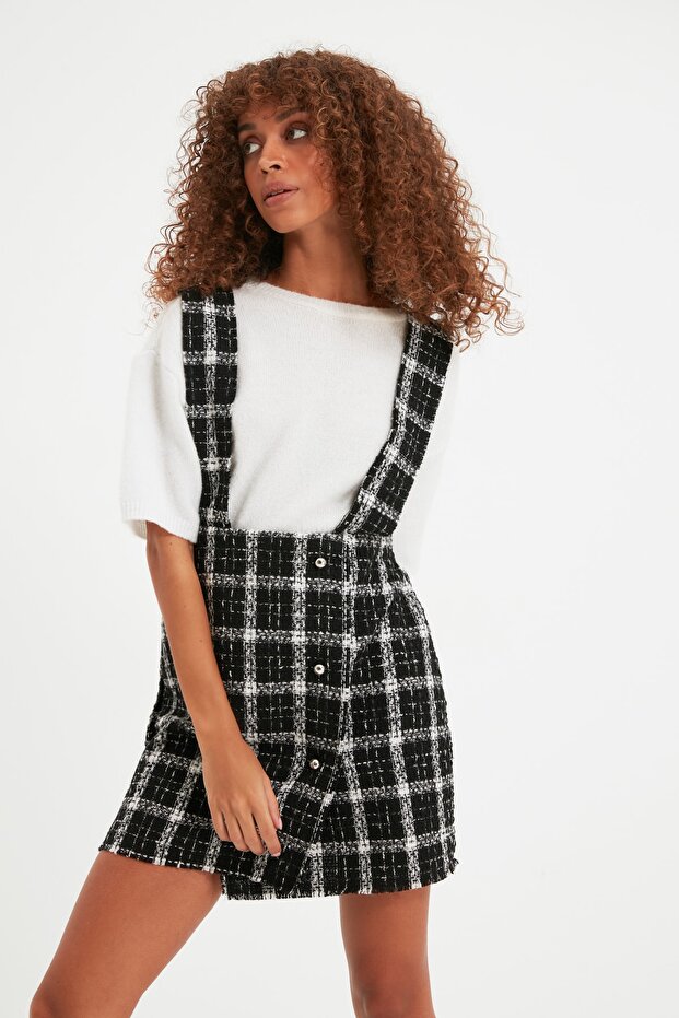 Czarna tkana sukienka na ramiączkach TWOAW22EL0460 - 1